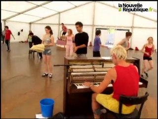 Festival Darc : les claquettes en répèt' avant le show final