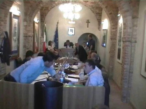 1 Punto - consiglio comunale Tortoreto 29 aprile 2010