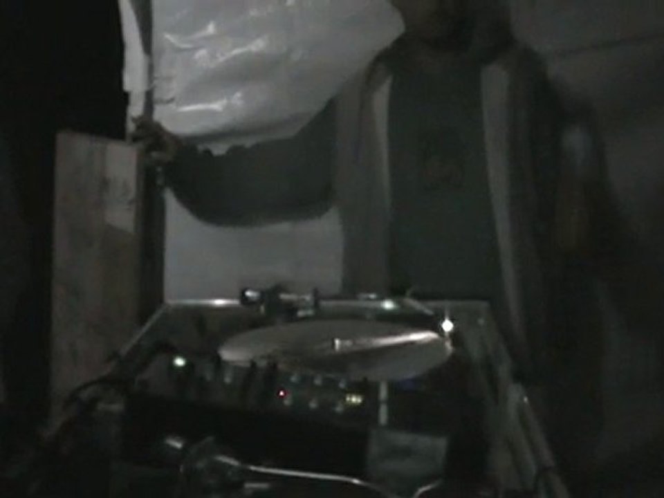LittleGr3g's @Free party story