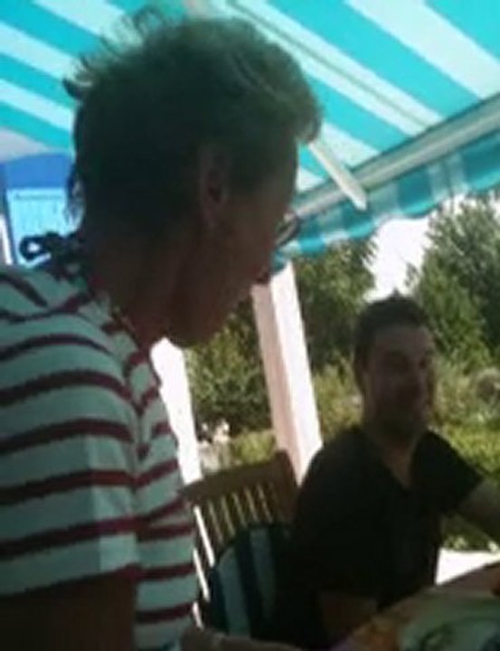 Tranche de vie à Saint Georges : mamie annick à fond (1)