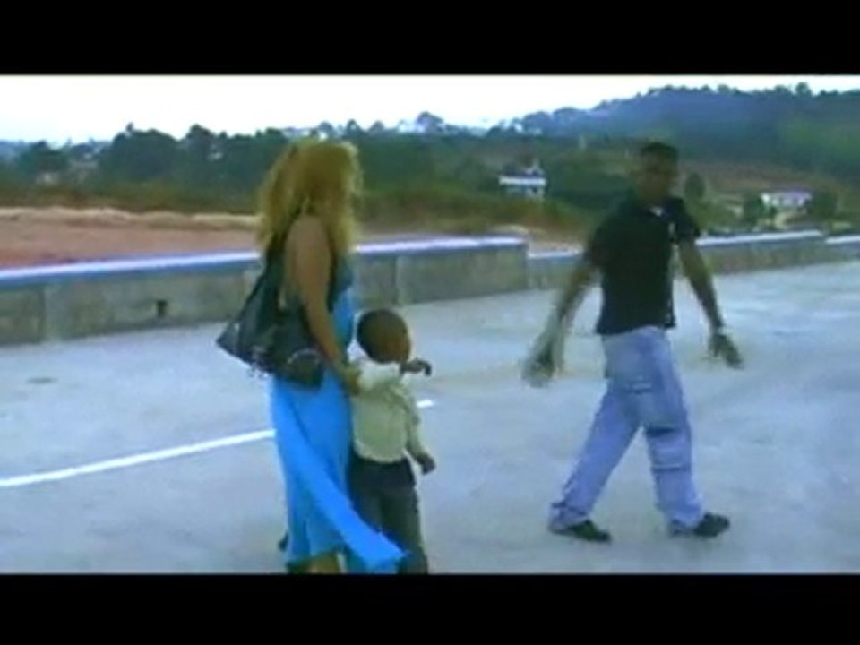 LYLI   (loso izy)  salegy  gasy   malagasy