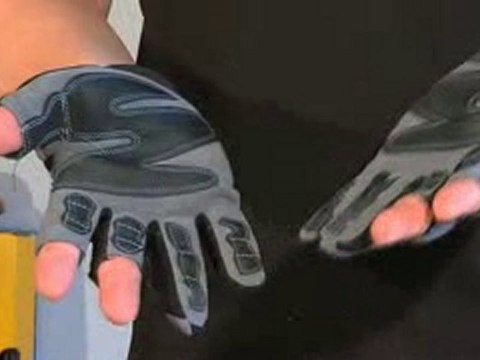 Mit Fingerspitzengefühl Arbeitshandschuhe Montage