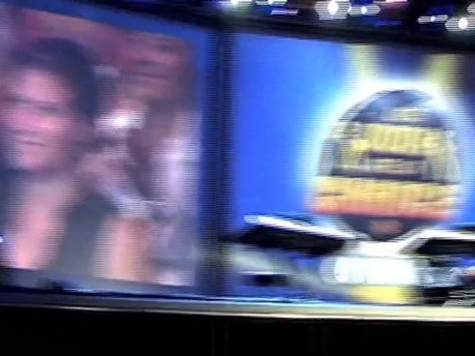 FDJ finale 2010 à Valras-plage. M Pokora salut Vincennes