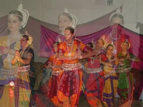 DANSES INDIENNES ODISSI ET BOLLYWOOD