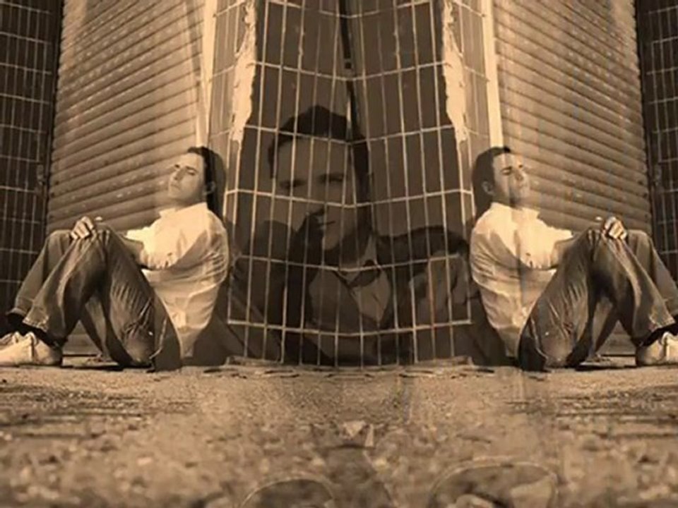 [ Duygusal Kalpler Durağı ]   R. El Roman -  Seni Seviyorum