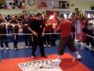 Ayhan Kısrure Seminer Yakın Dövüş.