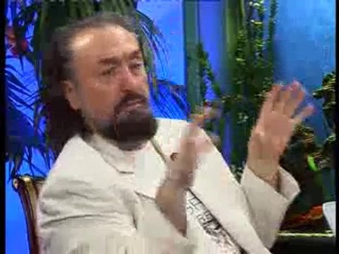 Türklerin ırkçılıkla veya genetik kodla bir ilgisi yoktur.