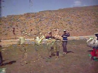 eğri gölde kaşık sesi iki