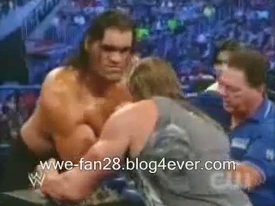 triple H vs The Great Khali arm wrestling