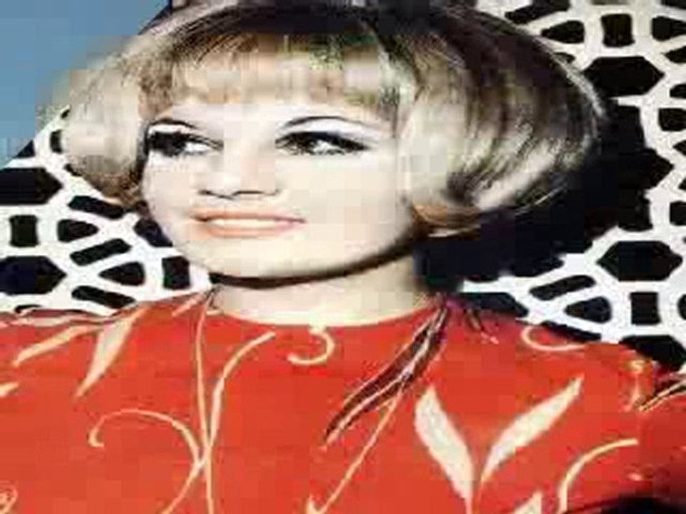 Emel Sayın - Bir Gece Ansızın Gelebilirim