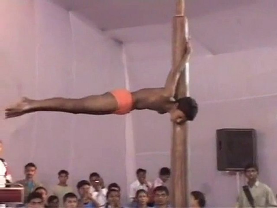 Gym indienne barre - impressionnant