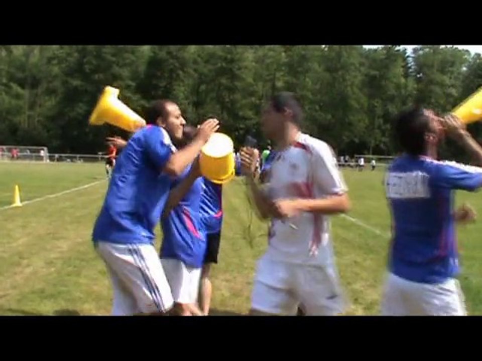 Le Coatch c'est un Fils de But !!! - Rural Suspect