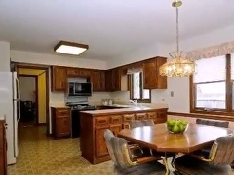 Homes for Sale - 4410 Wilmette Ave - Rolling Meadows, IL 600
