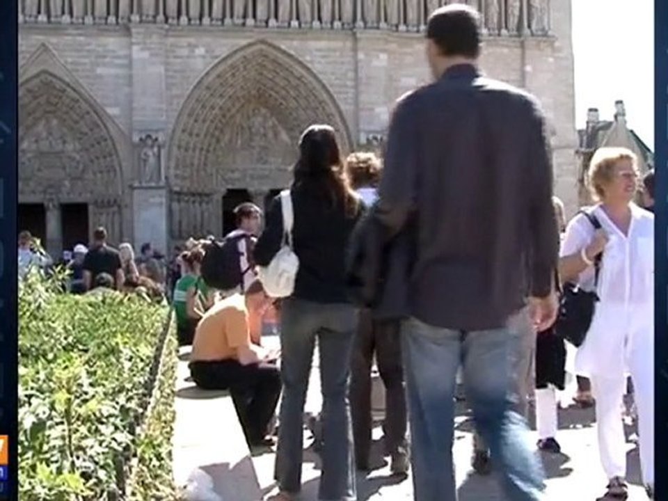 Les catholiques célèbrent l'Assomption