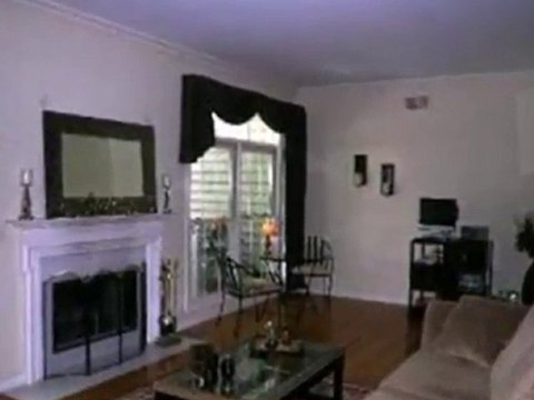 Homes for Sale - 2S755 Lakeside Dr - Glen Ellyn, IL 60137 -