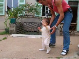 17 aout 2010-Annay-1ers pas de Raphaël