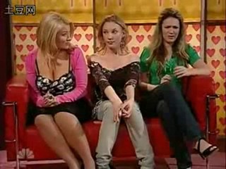 2009 April Mullen @ HowieDoIt ! (Episode 14)