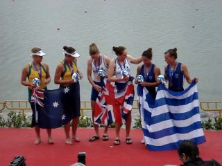 Télécharger la video: olympic youth 2010 rowing women's pair final