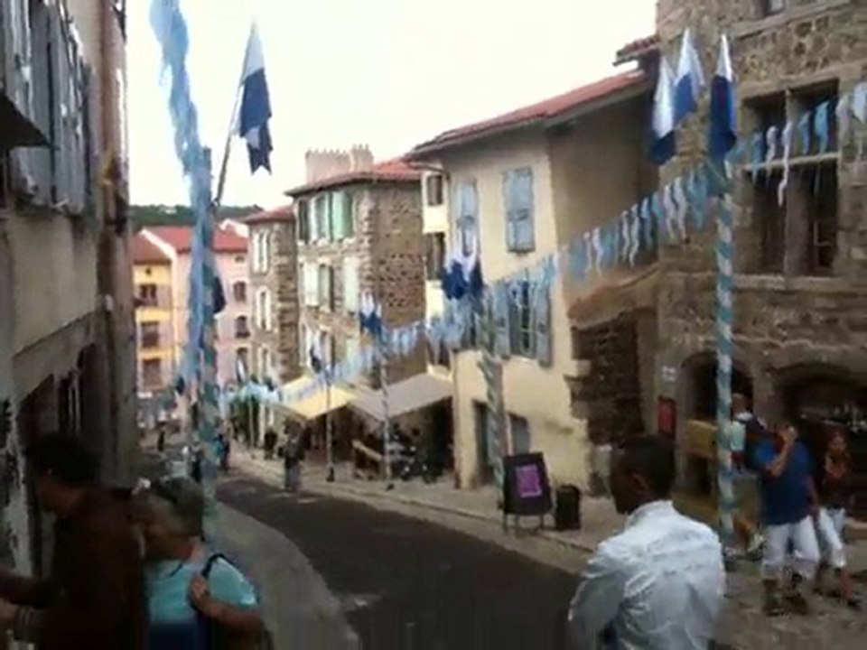 mere et mohand au puy