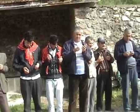 GÖKÖZ DE 1990 TERTİP ASKERLERİN UĞURLANMASI MAYIS 2010