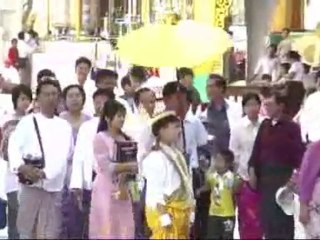 BIRMANIE SHWEDAGON LA PLUS BELLE PAGODE DU MONDE