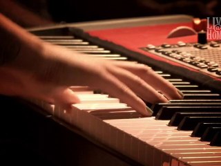 Coeur de Pirate - Bonus - Place de la République