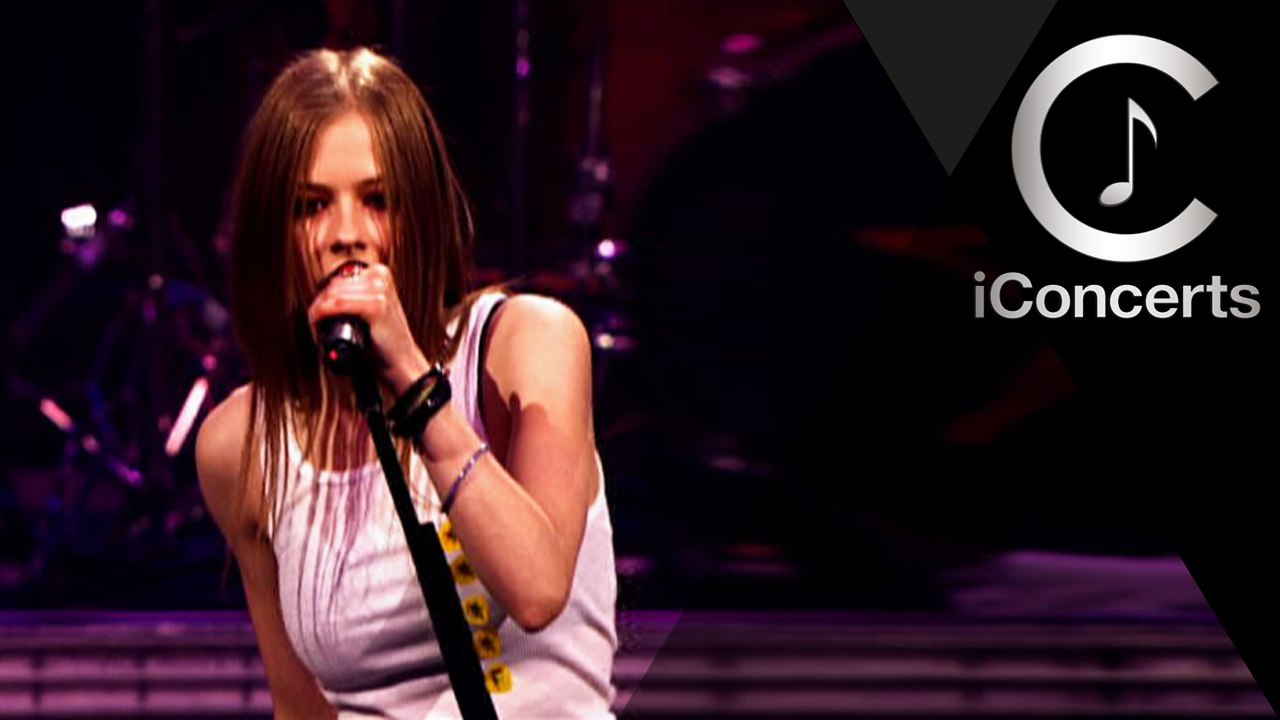 Avril Lavigne - Skater Boi (live)