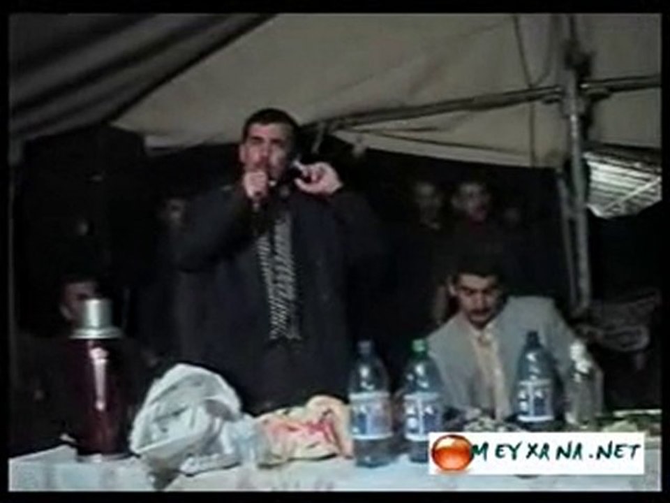 Sən uzada bilməzsən ayaq məniylə