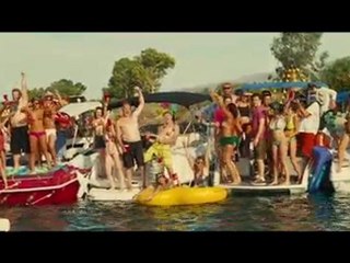 Piranha 3D [2010] - Movie Trailer