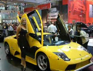 Hot Girls And Hot Cars