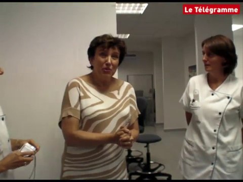 Quand Roselyne Bachelot nous reparle de ses Crocs rose