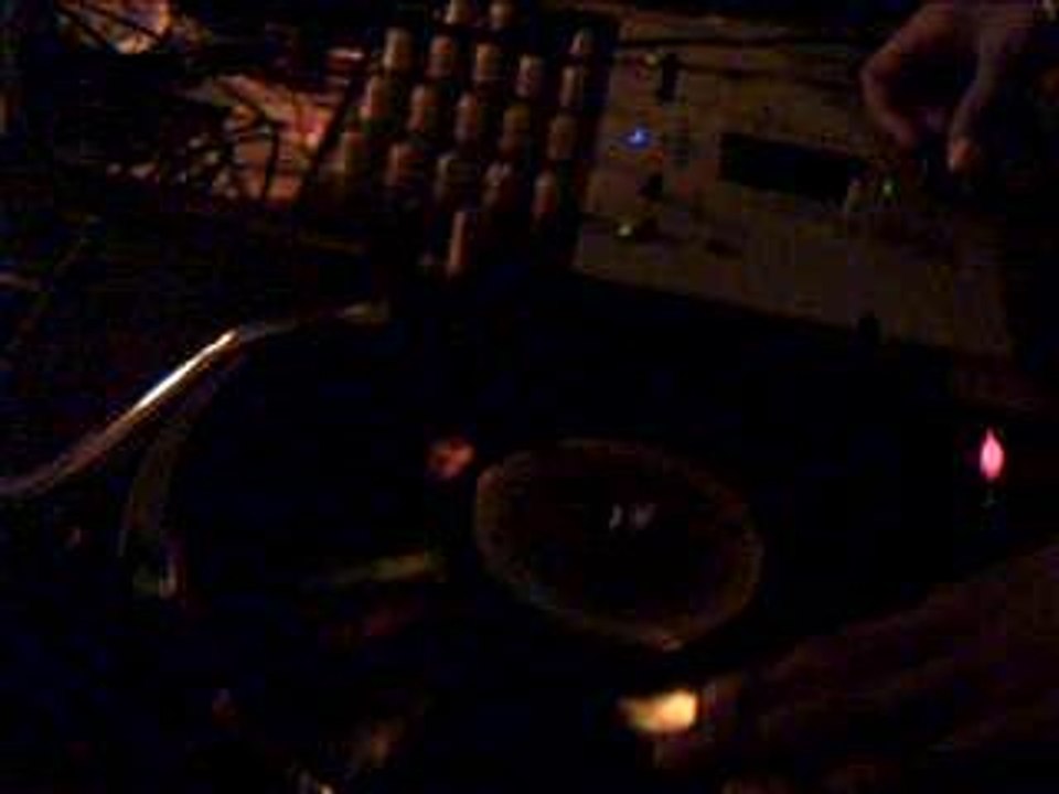 CLIP0712