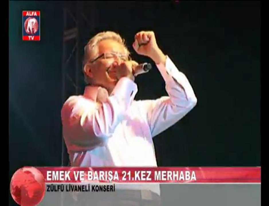 Zülfü Livanel Aliağa Konseri 4