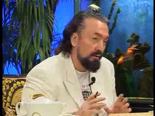 Allah'ın sonsuz büyüklüğünün düşünülmesi gerekir.