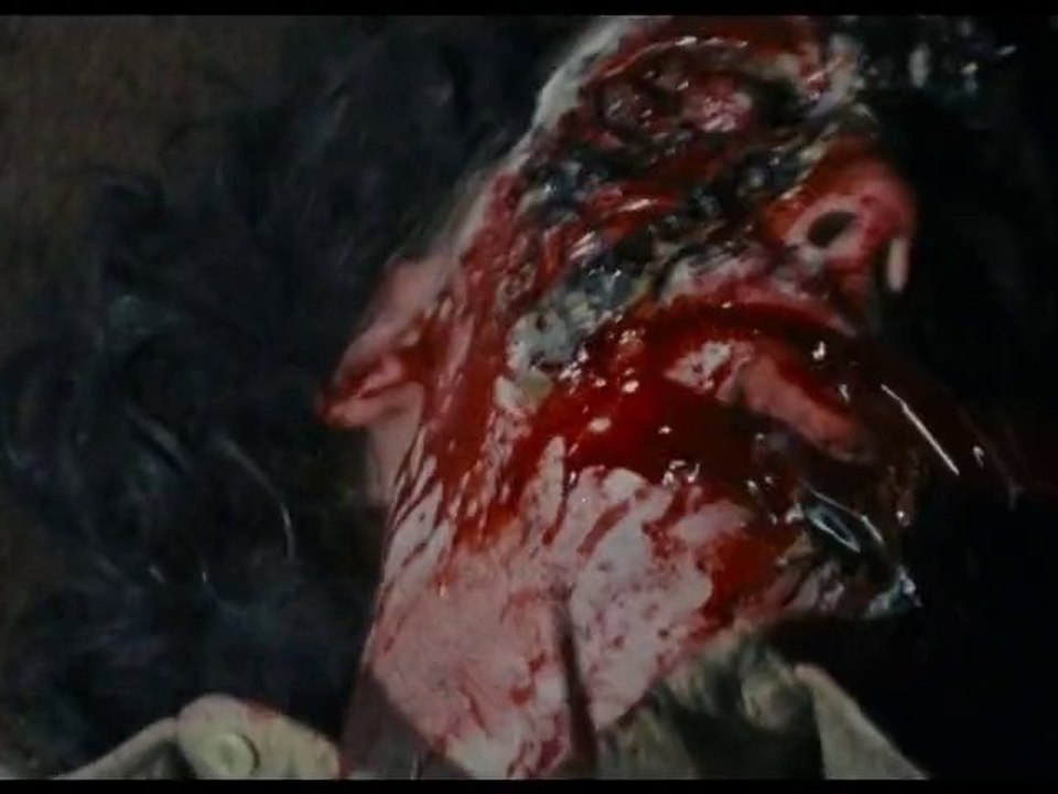 Evil Dead - Blu-ray Commentary Clip: Make-Up