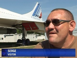 Aviation enthusiasts see superjumbos in the making