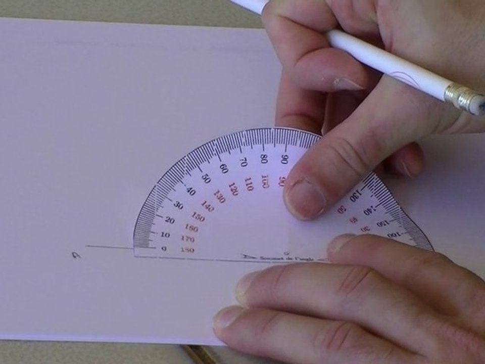 Cours - Construire un triangle avec 2 angles et 1 côté