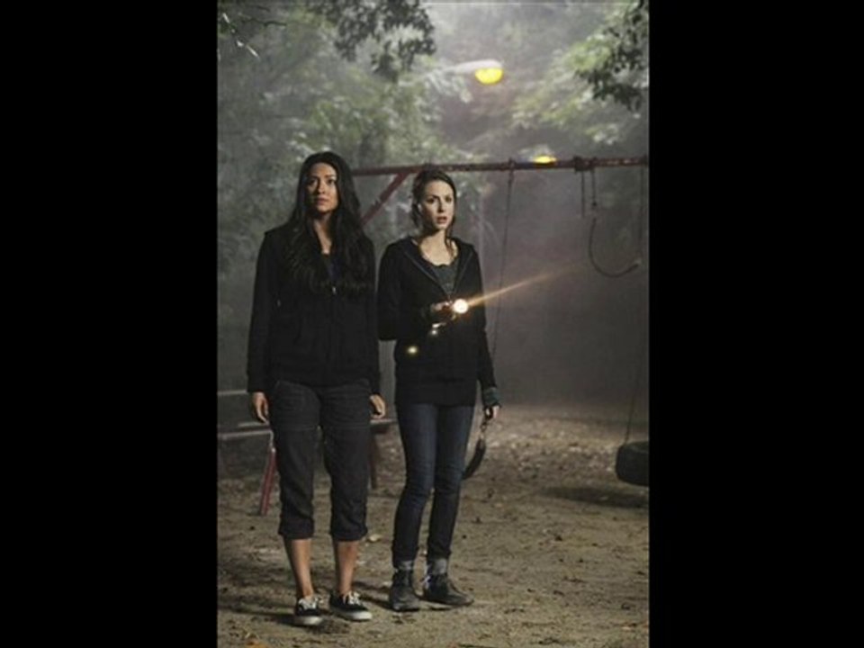 Watch Pretty-Little-Liars - S01 E10