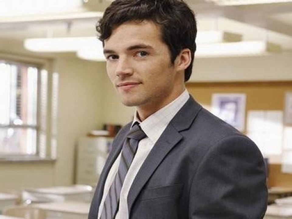 Pretty Little Liars Season 1 Episode 2