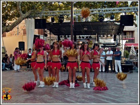 LES FLAMMES FÊTE DU RUGBy a TORREILLES 2010