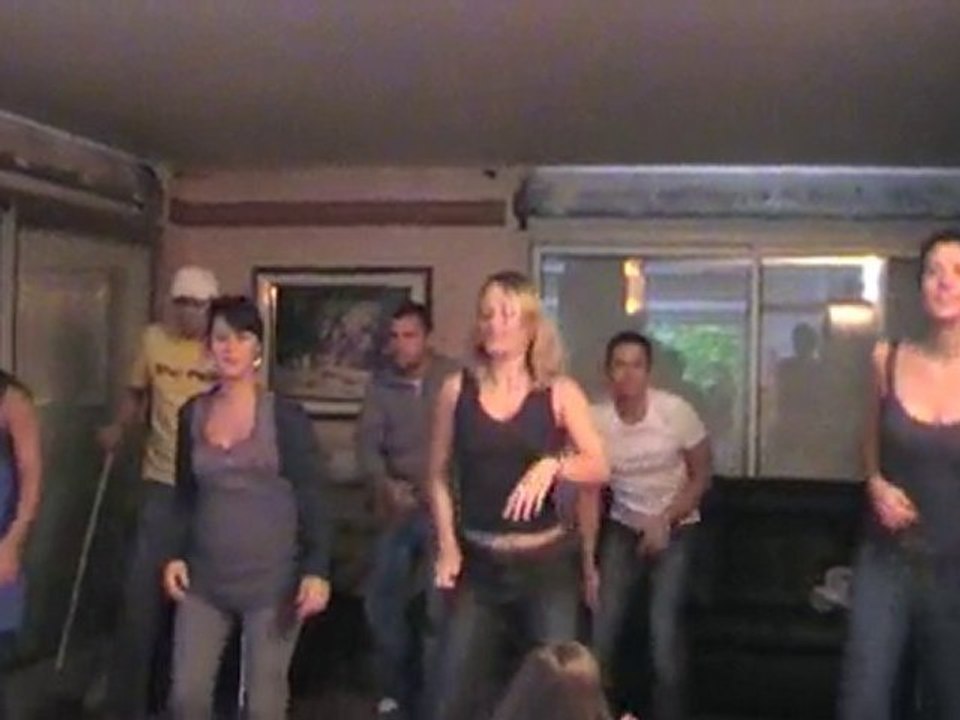 MOV016 (2)