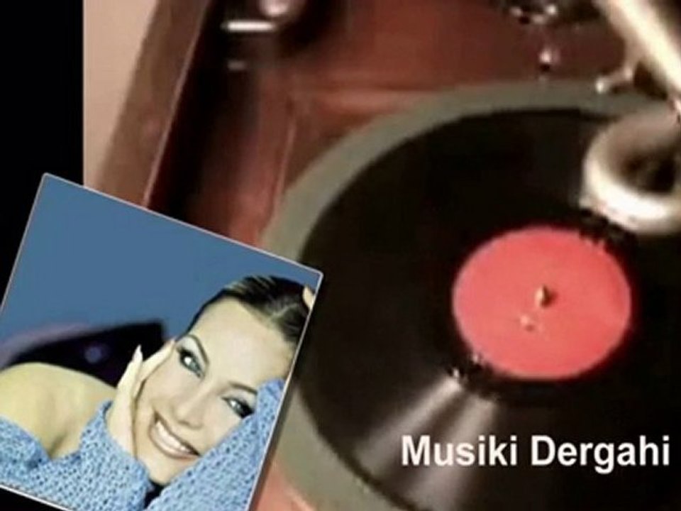 Emel Sayın / Gözümde daim hayal-i canan