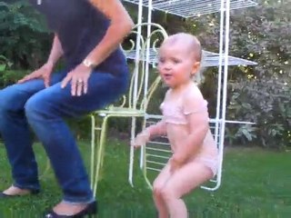 Clotilde et le jet d'eau