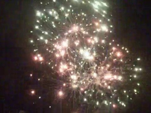 /feu d'artifice de milly sur thérain(60) 31/07/2010