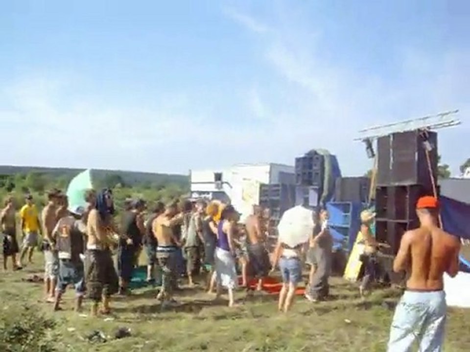 Hongrie, 2010, Monkey family 1