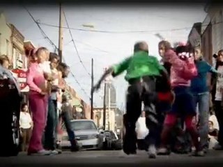 Gillie Da Kid - Get down on da ground