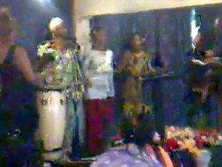 La chorale Ville Sainte dans "Ba pasi na ngai"