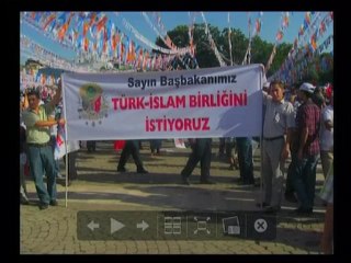 Türk-islam birliği pankartı açtık.