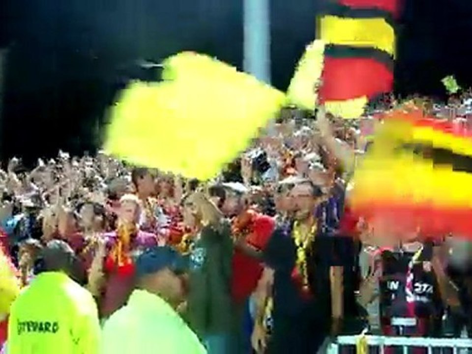 Arles-Avignon vs Lens - Tous ensemble+Rivers of babylon