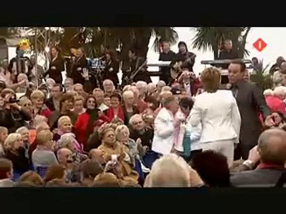 Als ik met jou op de wolken zweef